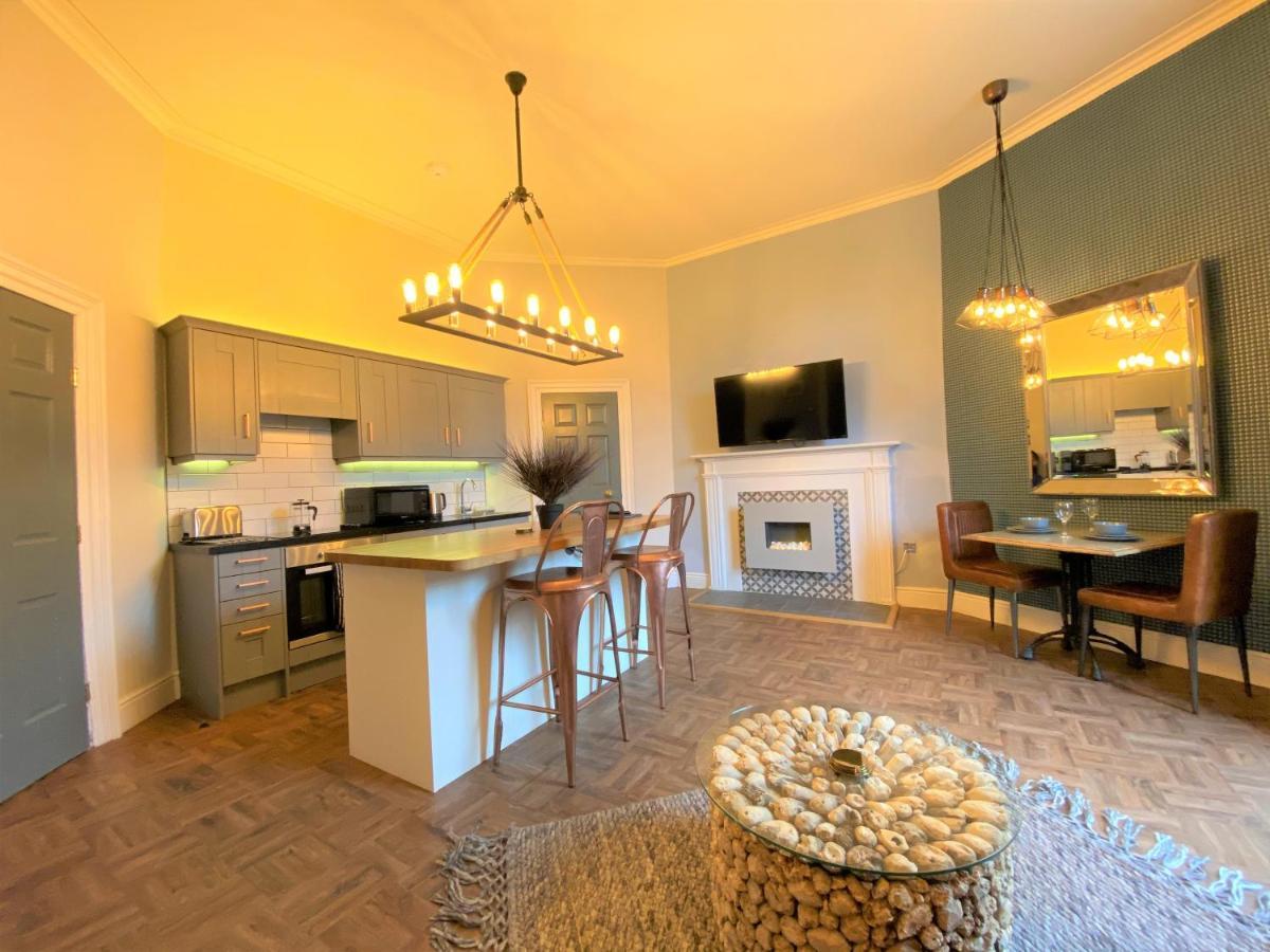 The Leeming At Claremont Apartments 리즈 외부 사진